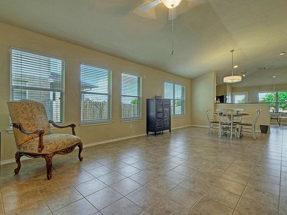 5th image of 3501 Savage Springs Dr