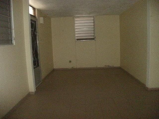 2nd image of E22 Calle Crisantemo