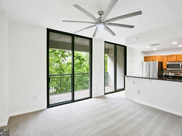 3040 Peachtree Rd NW Unit 305, Atlanta, GA 30305
