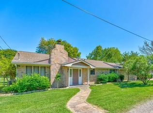 31 Clearview St, Pointblank, TX 77364