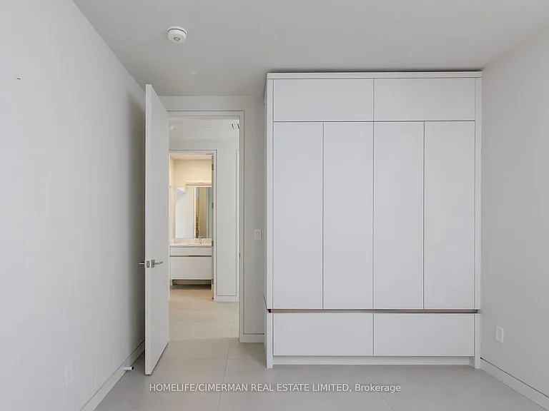 21 Farrell Ave — Photo 36