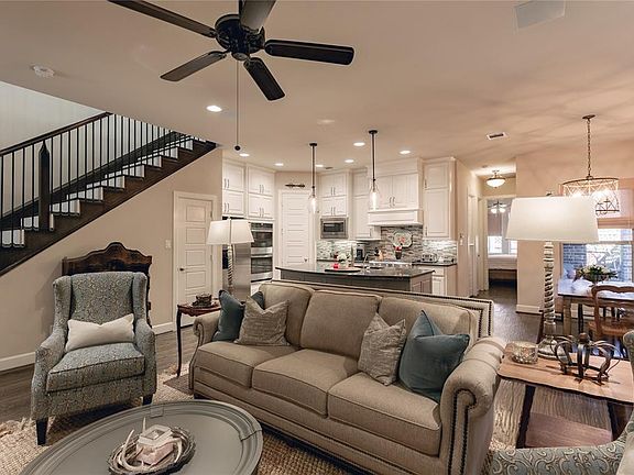 5th image of 8652 Fanellan Wood Pl