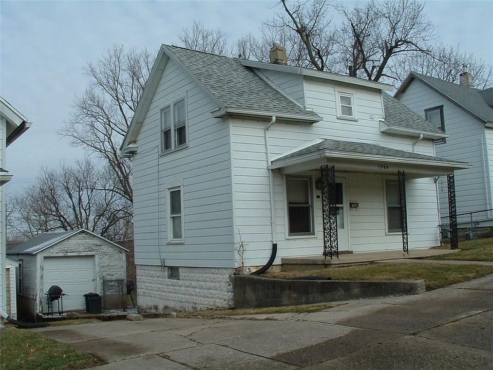 2nd image of 1584 Prospect St