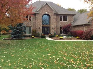 388 Oak Meadows Ct, Greenwood, IN 46142