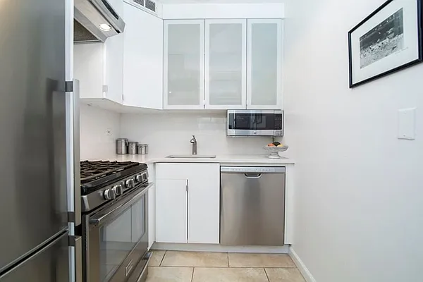 Sold by Brown Harris Stevens | media 16