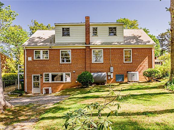 2nd image of 6133 Merrifield Dr
