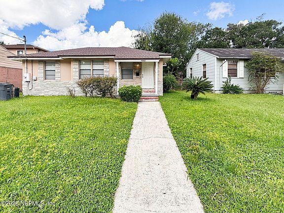 5th image of 1660 UNIVERSITY Street
