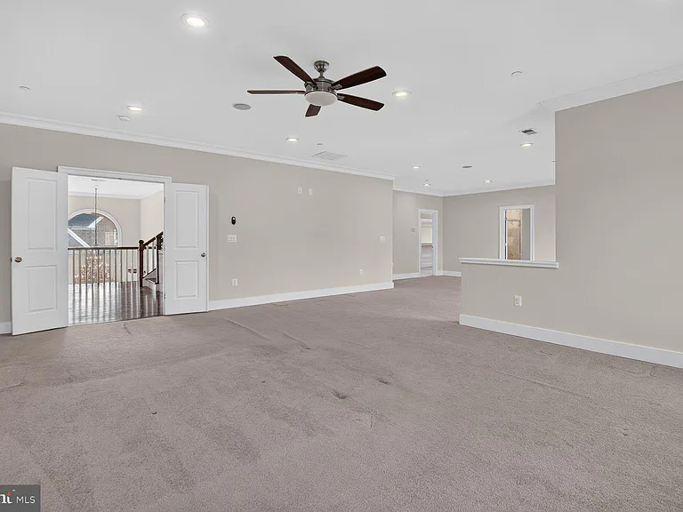 13828 Travilah Rd — Photo 30
