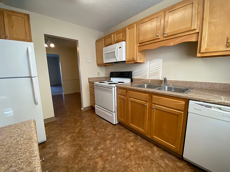 Greenbriar Village apartments — Photo 19