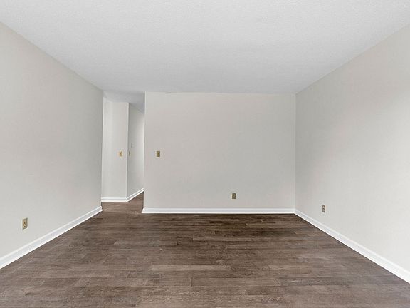 5th image of 5748 Taggart Dr