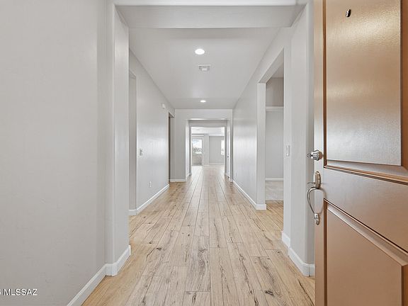 4th image of 13944 E Red Oaks Dr