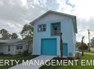 14094 N Bayshore Dr, Madeira Beach, FL 33708