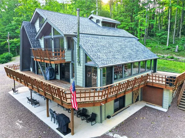 927 Wilkins Hollow Rd, Addison, PA 15411