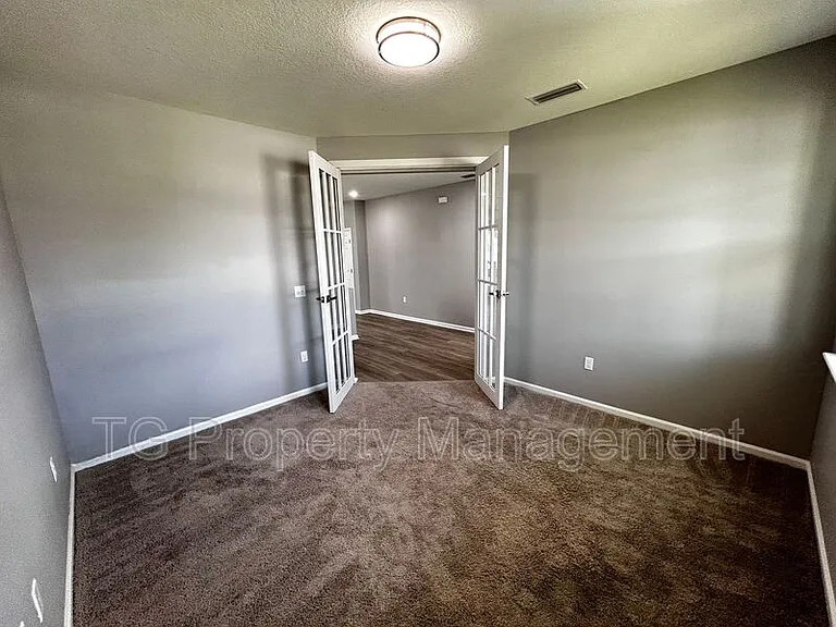 11646 Pacific Dogwood Ct — Photo 7