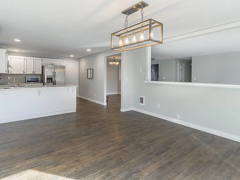 8400 NE 157th Ave — Photo 11