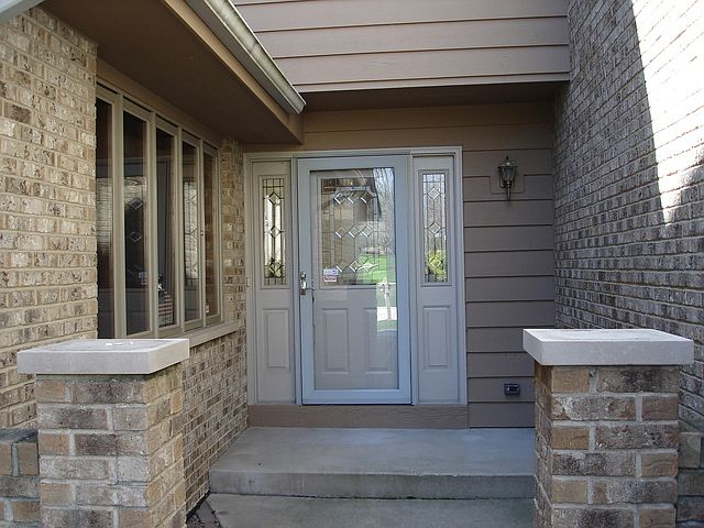 1st image of 9079 Del Prado Dr