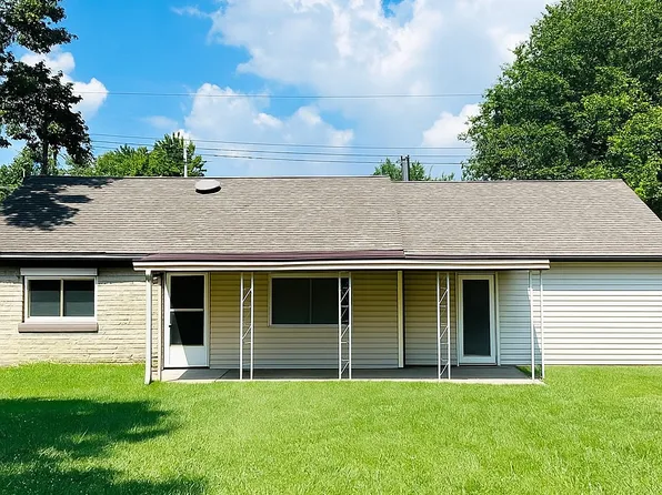 410 N 20th Ave, Beech Grove, IN 46107