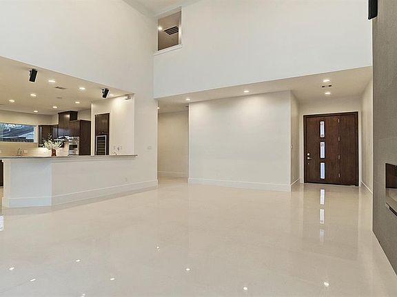 5th image of 6513 Westview Dr