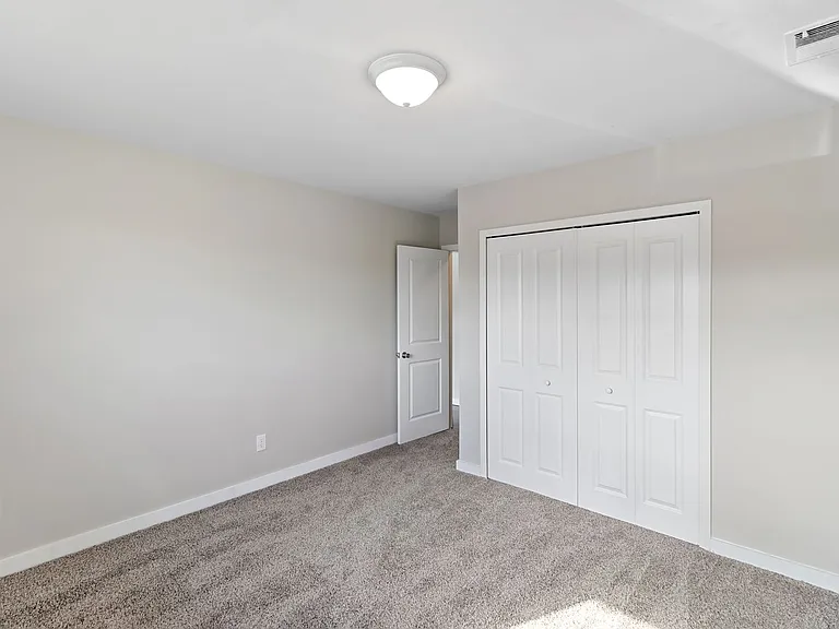 8155 S Stony Dr #0 — Photo 4