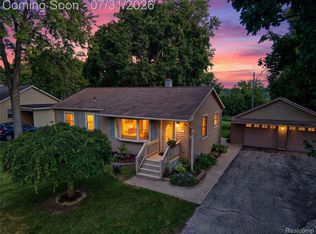 5271 Main St, Dryden, MI 48428