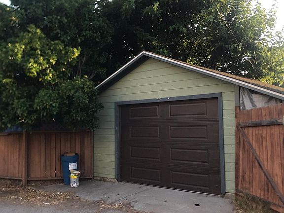 4th image of 1724 Arlington Ave