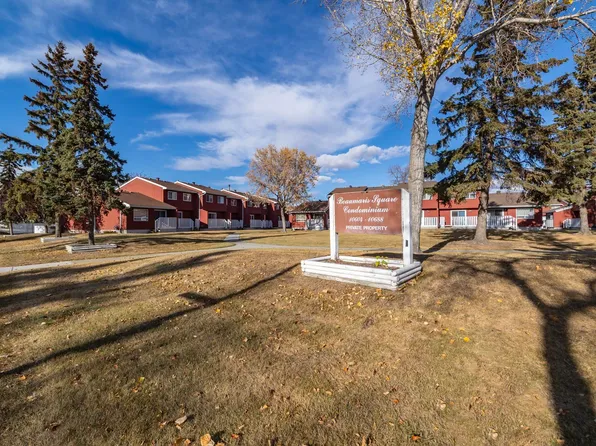 10656 Beaumaris Rd NW, Edmonton, AB T5X 3N4