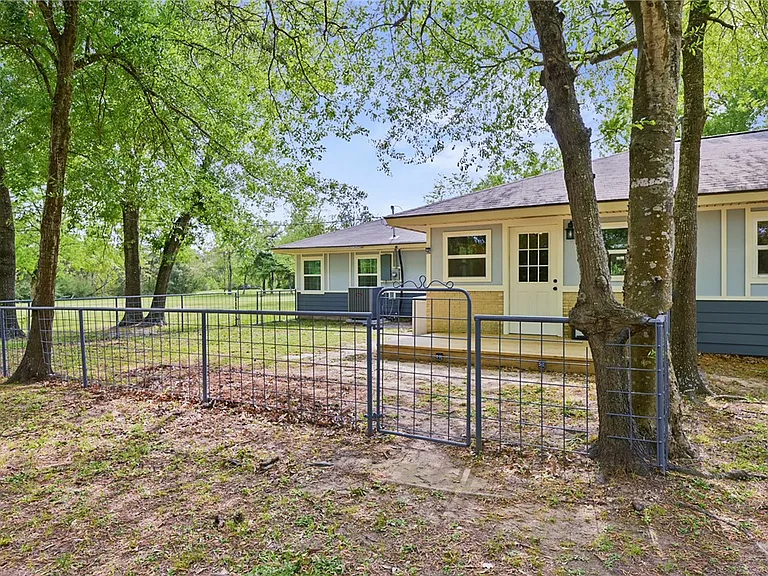 741 Garden Acres Blvd — Photo 23