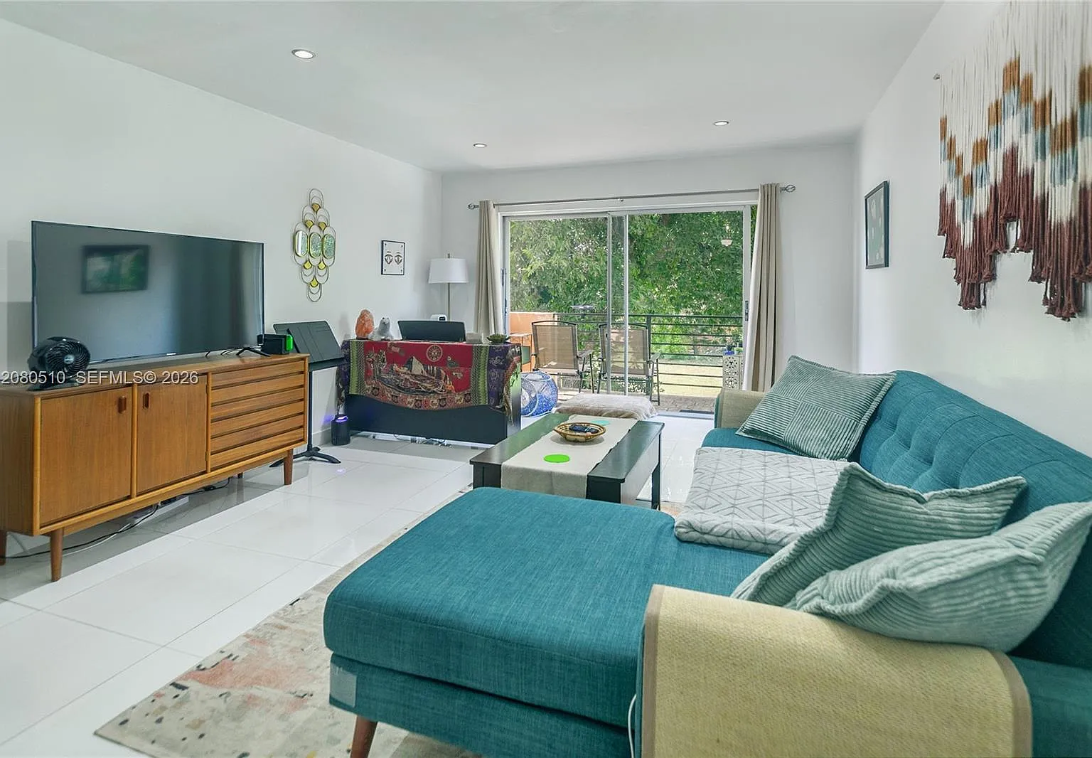 Malky Condo — Photo 1