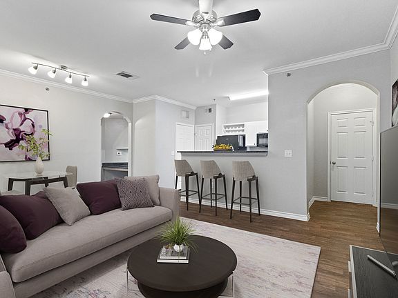 4th image of 4411 Kinsey Dr APT 302