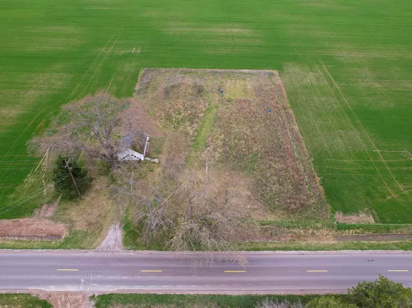 2372 Eleven Mile Rd, Auburn, MI 48611