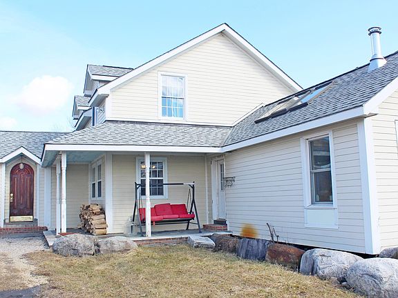 2nd image of 812 Wooster Road