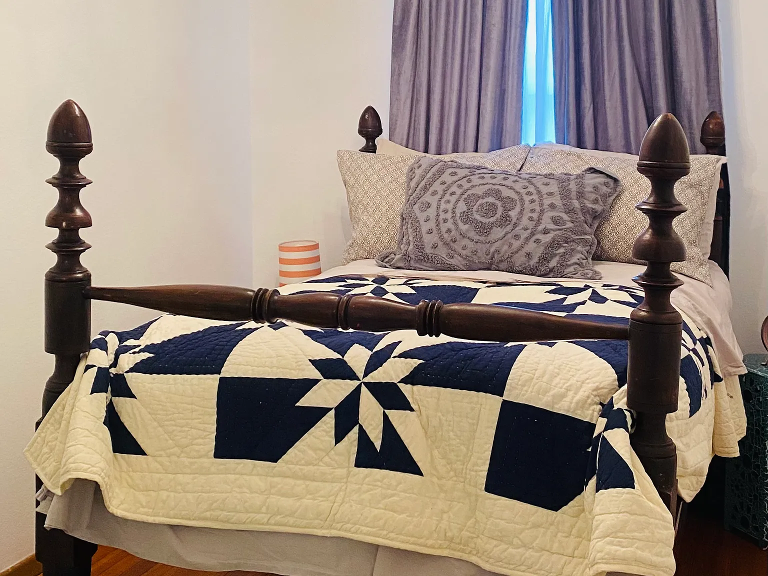 2 bed, 1000 sqft, $1,200 — Photo 2