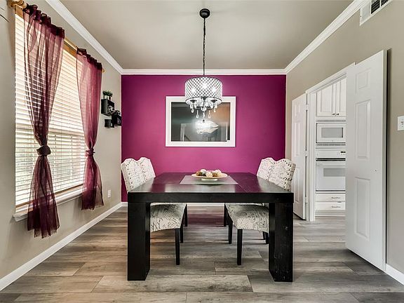 3rd image of 4073 Olympic Ct