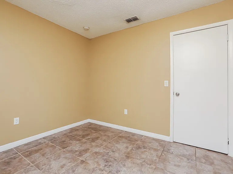 5343 Broken Pine Cir — Photo 19
