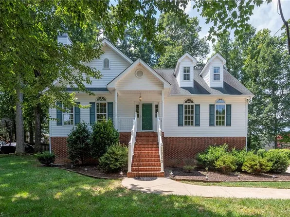 1023 Gregory Way Dr, Kernersville, NC 27284