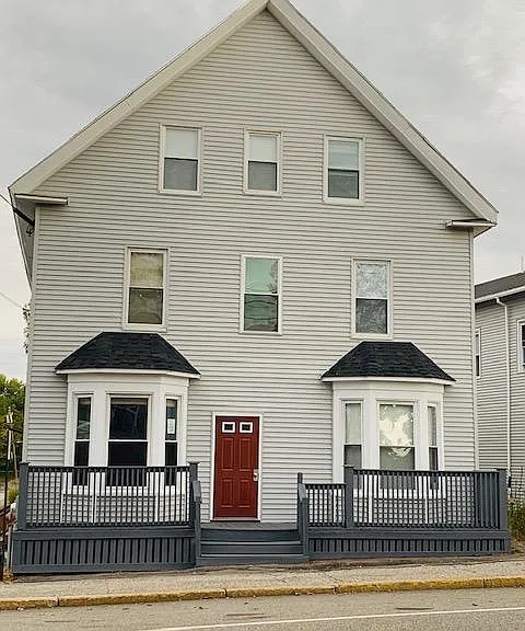 595 Main St #6 — Photo 1