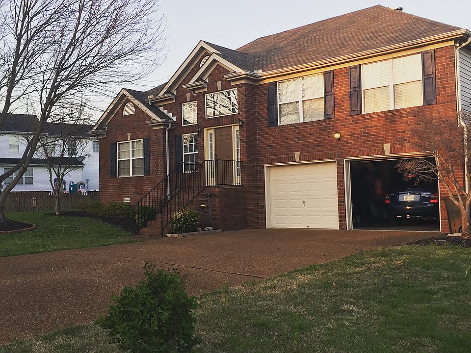 1st image of 2636 Churchill Dr