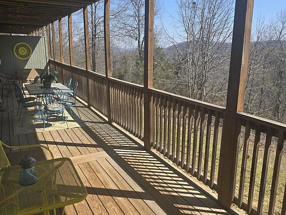 2nd image of 388 Notch Lane #5b