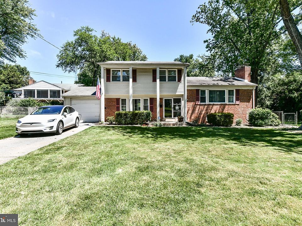 1st image of 6920 Poppy Dr