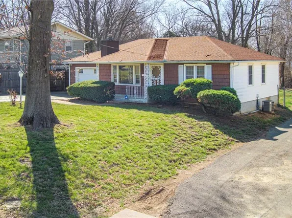 5425 Webster Ave, Kansas City, KS 66104