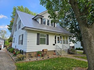 605 Warren Ave, Spring Valley, MN 55975