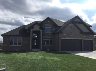 8937 Zinnia Dr, Saint John, IN 46373