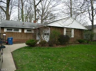 6389 Alderwood Rd, Parma Heights, OH 44130