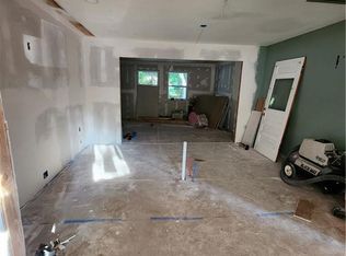 213 S Central St, Olathe, KS 66061