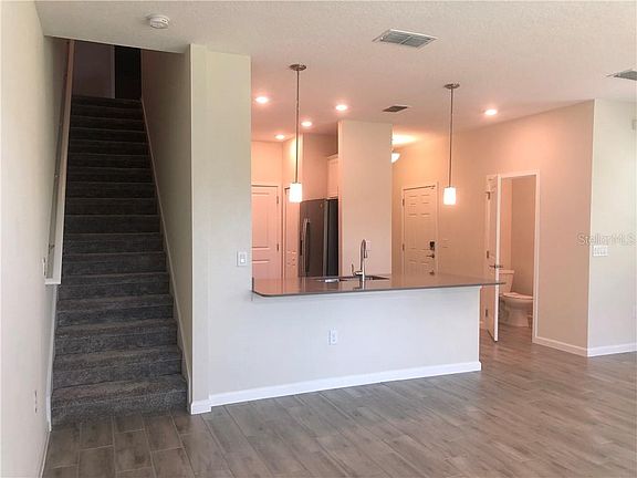3rd image of 9180 Tecumseh Dr