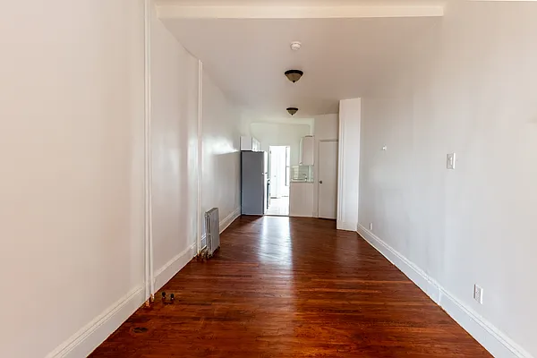 Rented by Compass | media 9