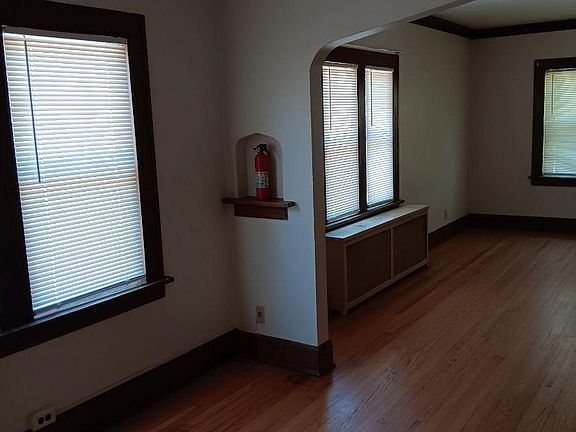 4th image of 2222 Hancock St #1S