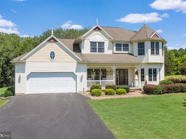 502 Cameron Camp Rd, Reynoldsville, PA 15851