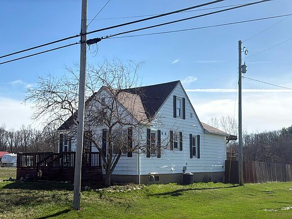 2nd image of 5369 Cincinnati Zanesville Rd NE