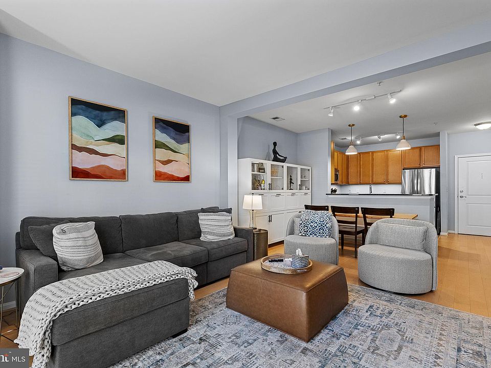 1st image of 2655 Prosperity Ave APT 334